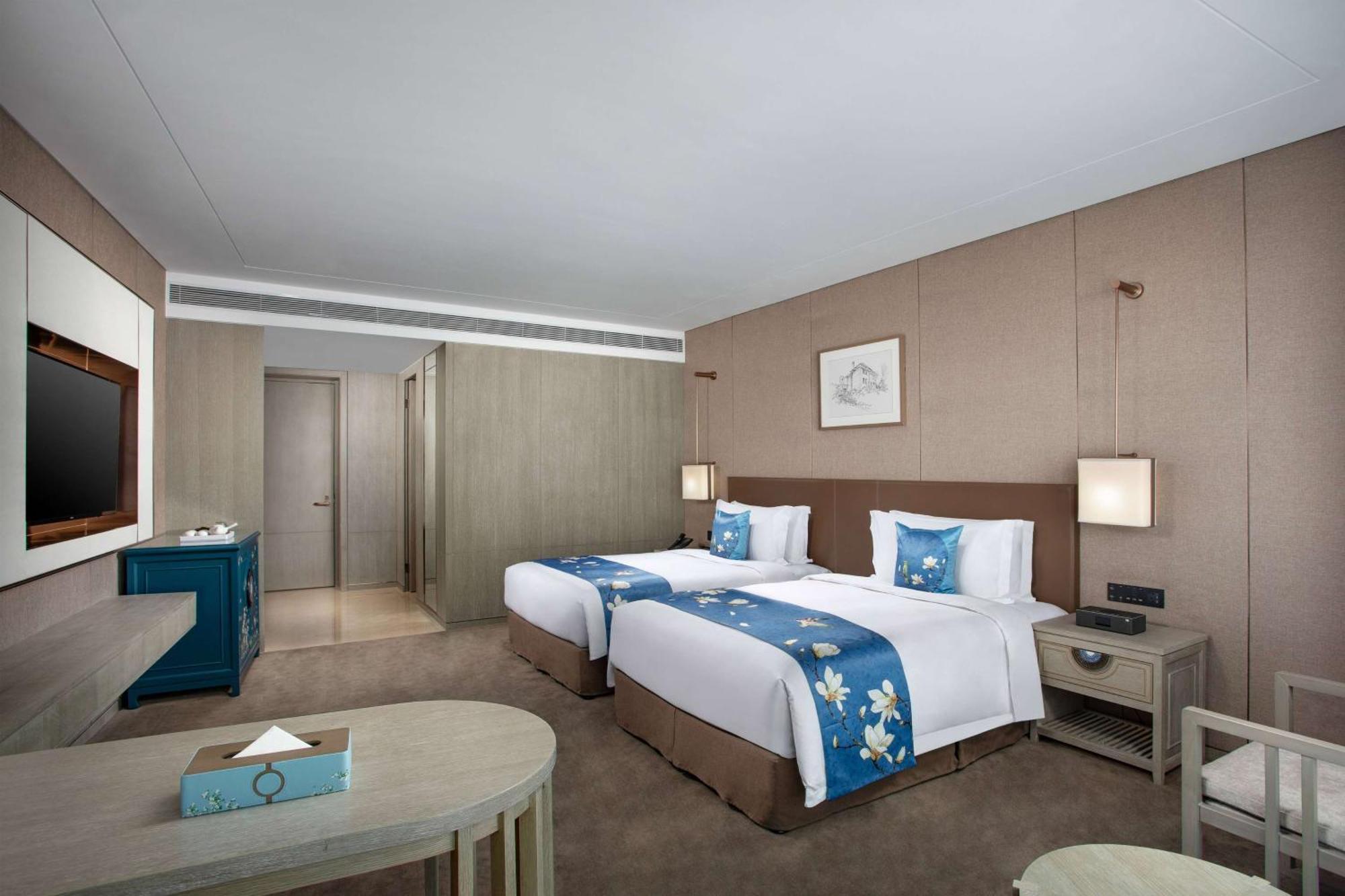 Kunming Huiyue Wyndham Hotel Exterior photo
